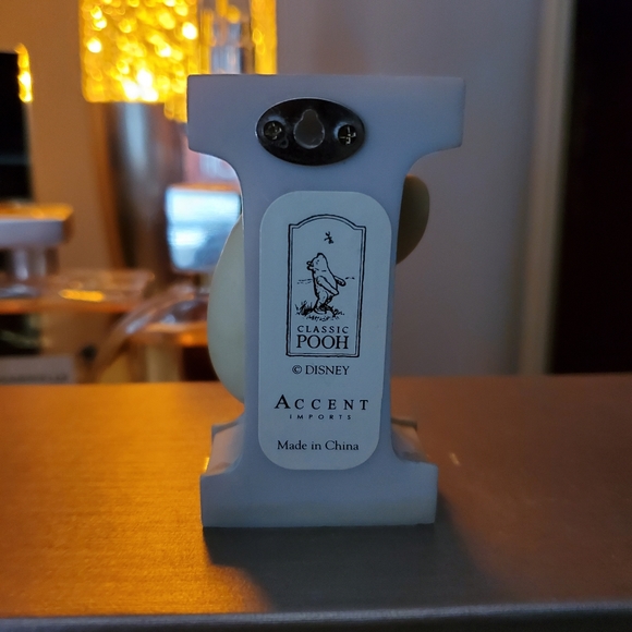 DISNEY Classic Winnie the Pooh Alphabet Letter - Picture 4 of 4